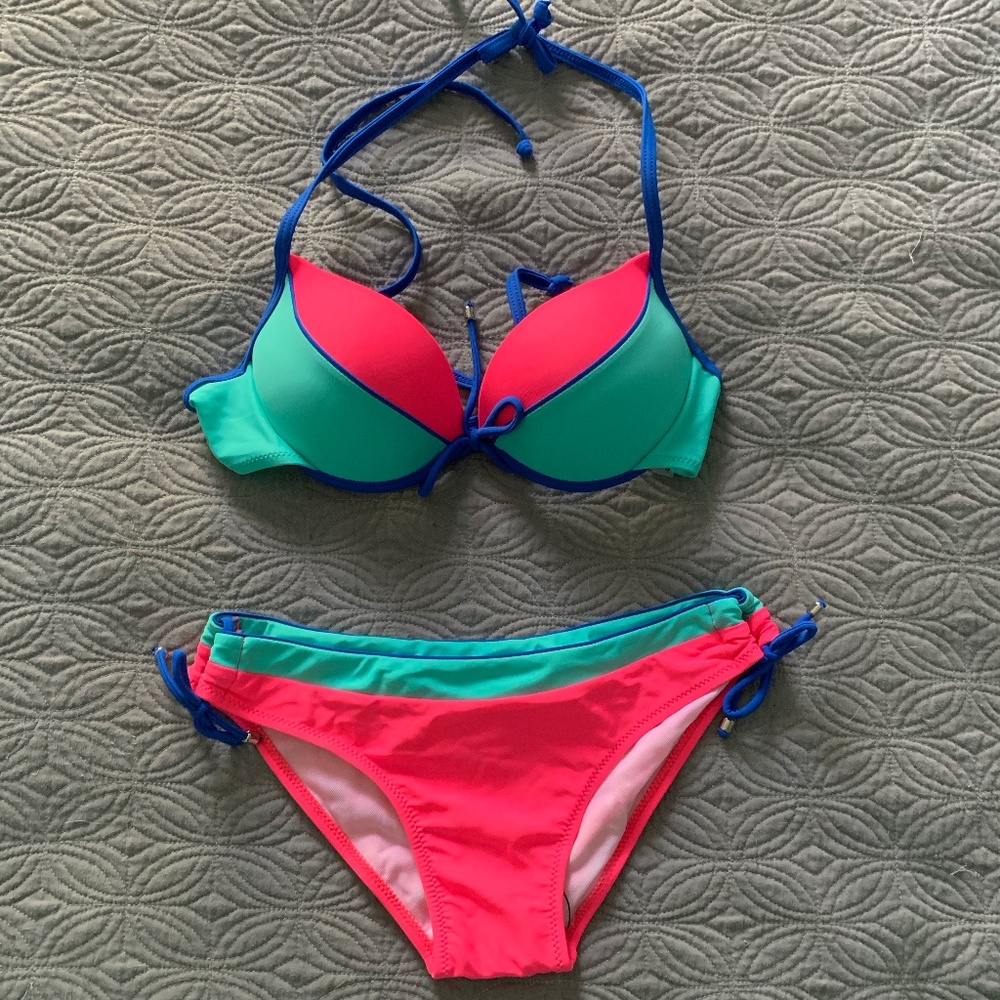Apparel America Color Block Bikini